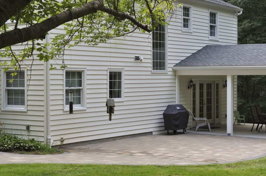 Paver patio in backyard.