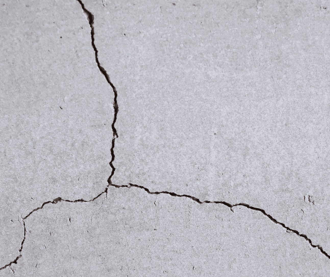 How To Avoid Patio Cracks: The Dos and Don'ts of Building a Patio